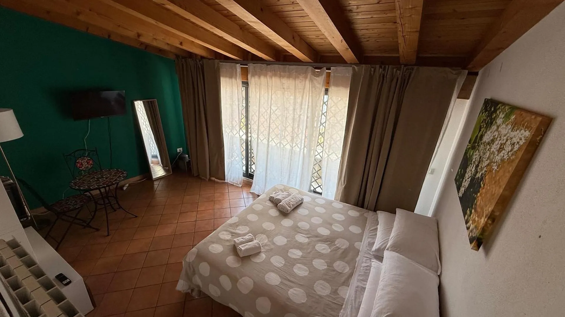 Bnb San Barnaba CTA